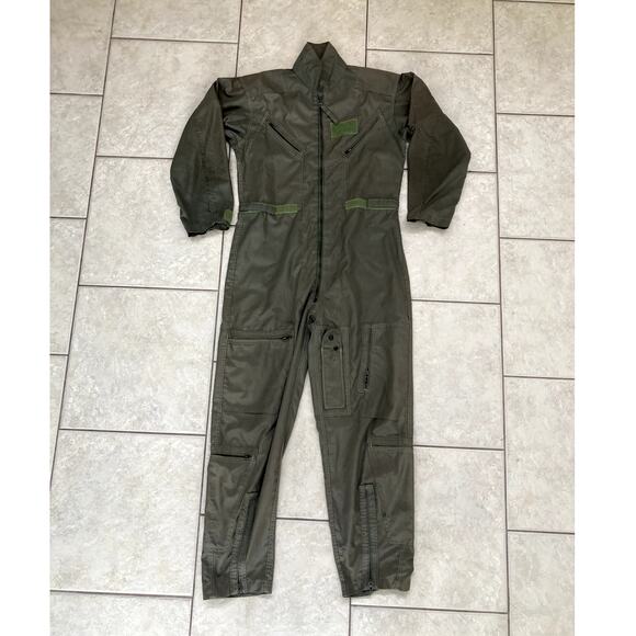 Air Force Pilot Coveralls Jumpsuit Flyers CWU-27/P Military Sage Green 42R - Picture 2 of 9